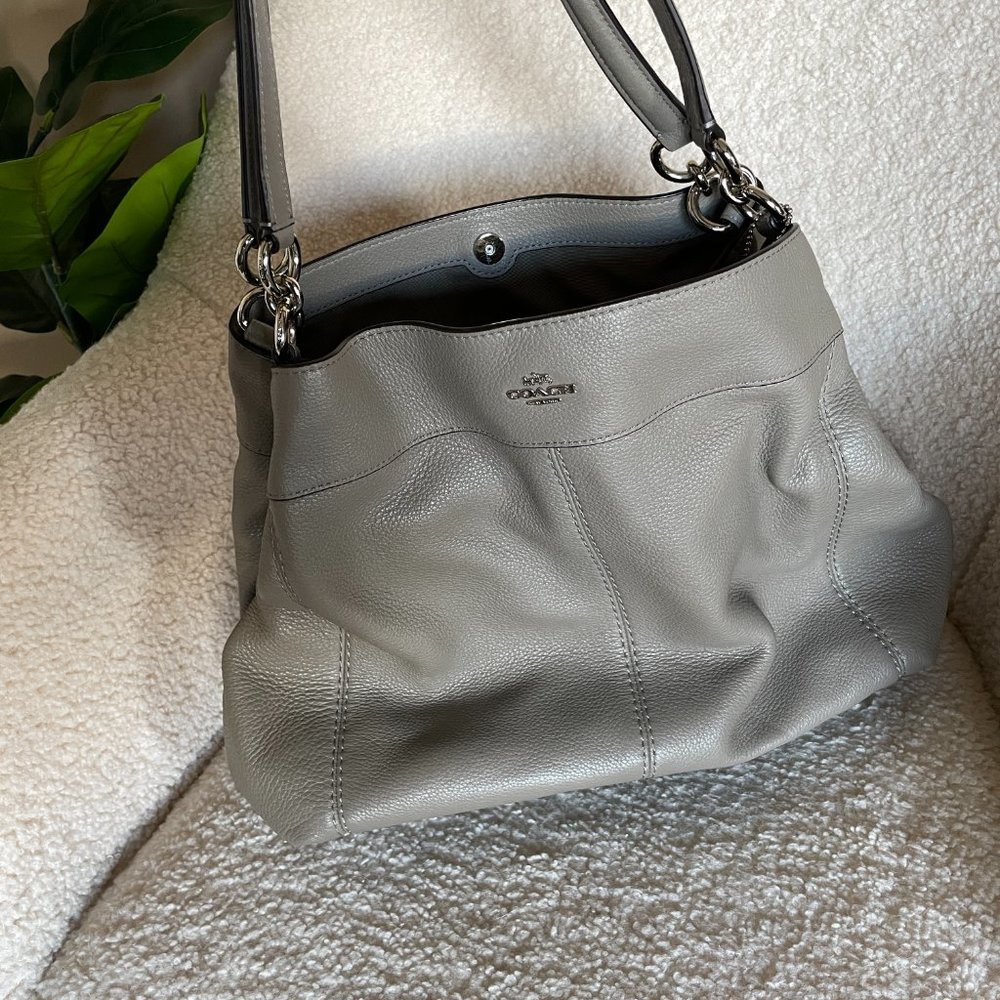 Coach Lexy Grey Pebble Leather Three Compartments Shoulder Bag NWOT